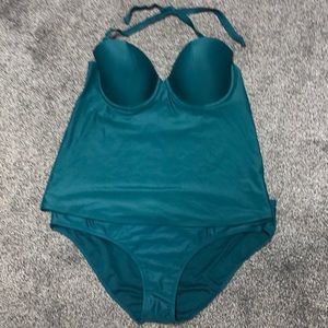 3 piece Old Navy bathing suit size XXL in green